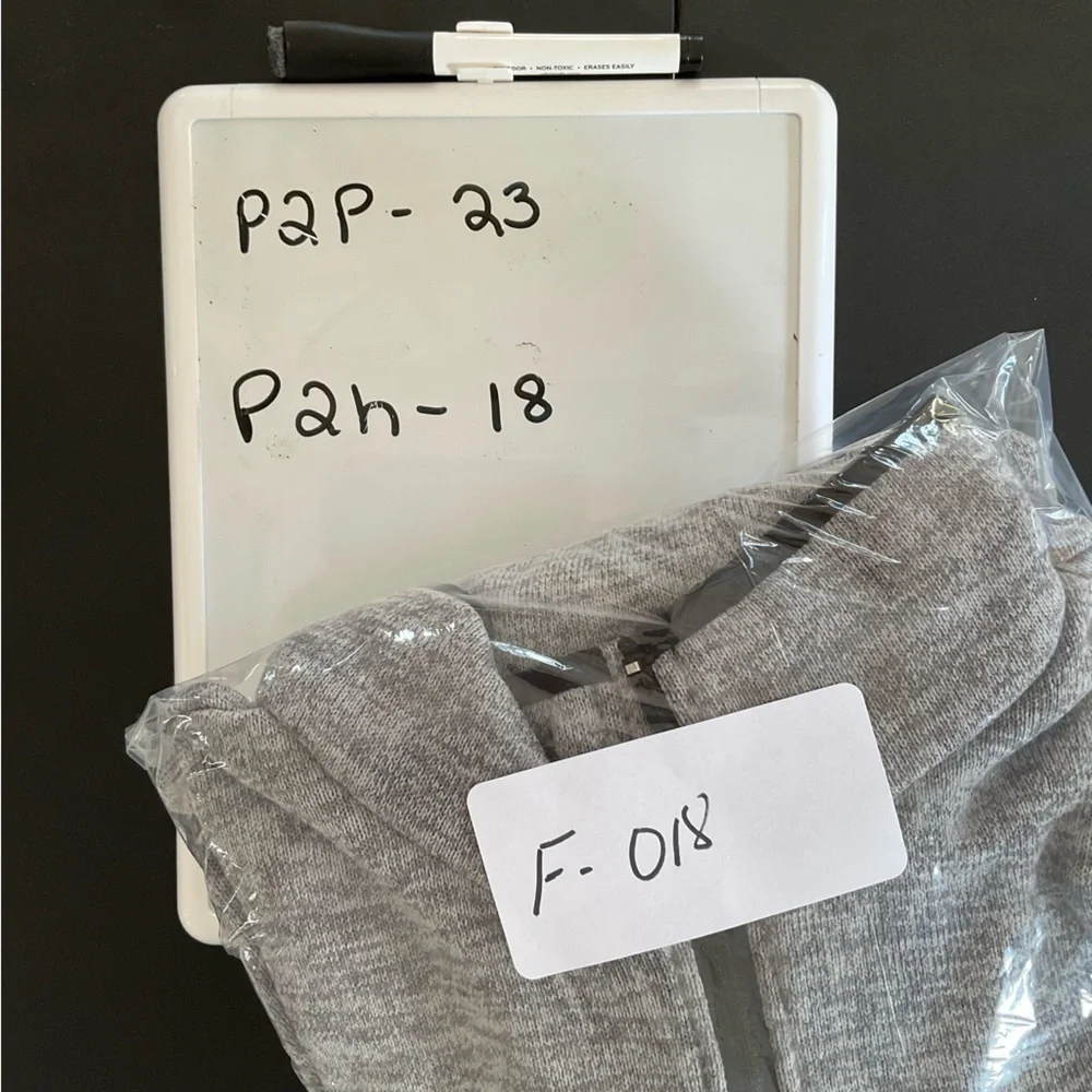 Canyon Creek sweatshirt. 3/4 zip. Gray. size XL - Picture 9 of 9